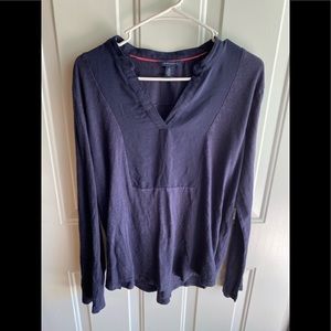 Tommy Hilfiger dark blue long sleeve v-neck size XL